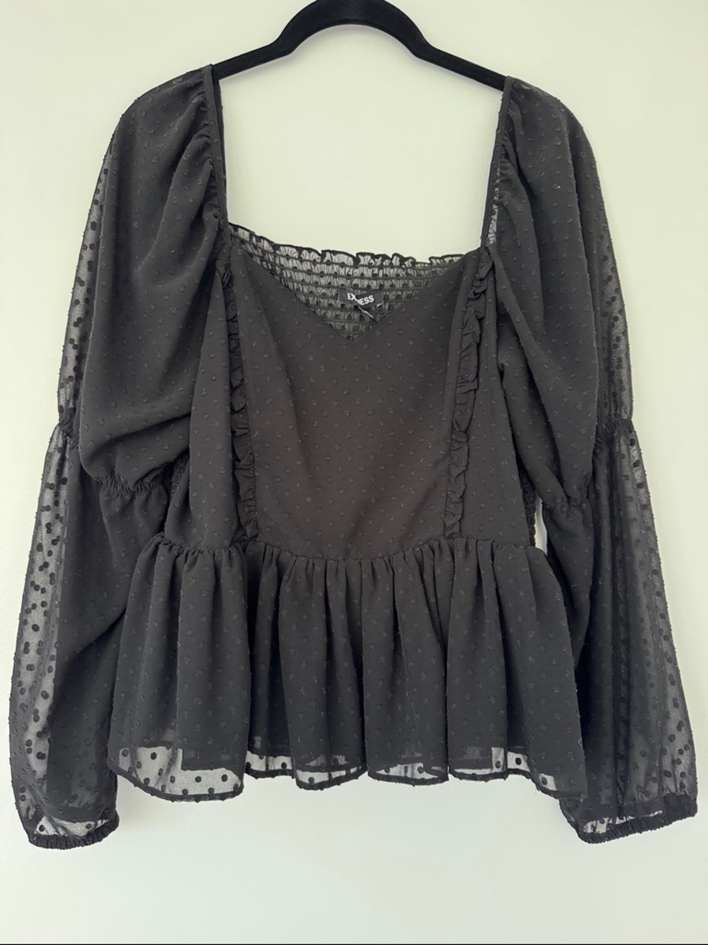 EXPRESS Black Dot Peplum Long-Sleeve Blouse. Size Medium.